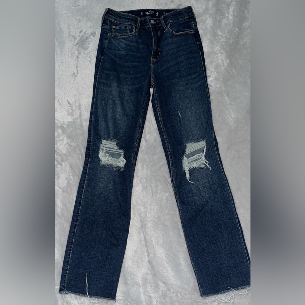 HOLLISTER HIGH RISE SLIM STRAIGHT JEANS